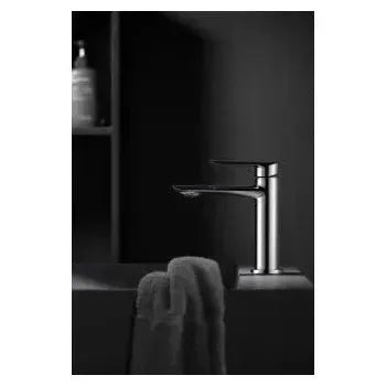 Vista principal de Grifo monomando para lavabo con un cartucho cerámico de acabado cromado Ural de Imex