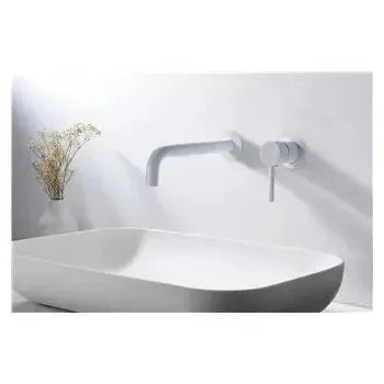 Detalle de funcionamiento de Grifo monomando para pared en lavabos y en bañeras de acabado blanco mate Etna de Imex