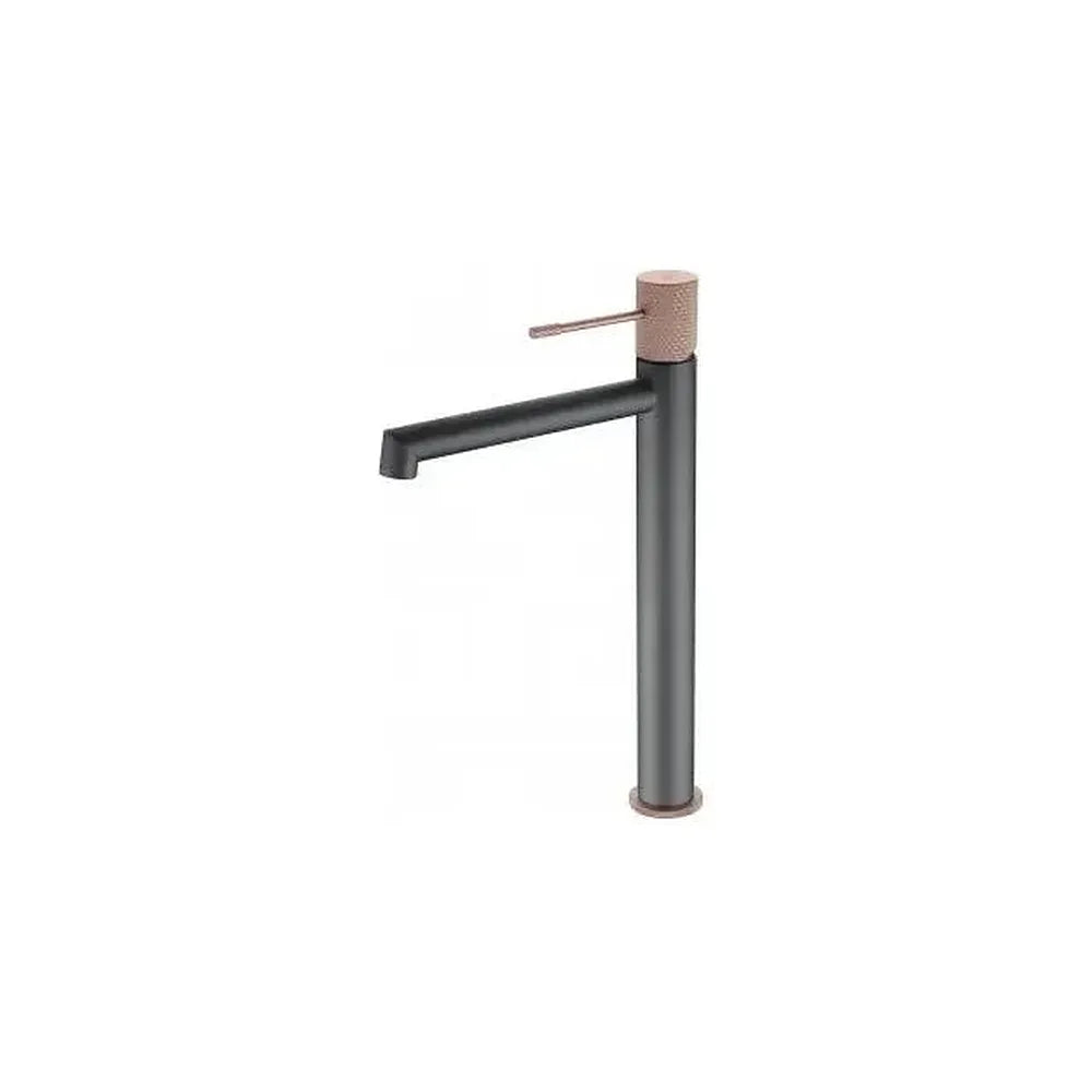 Grifo para lavabo con un diseño de caño alto en color gris mate y champagne Line de Imex Imex