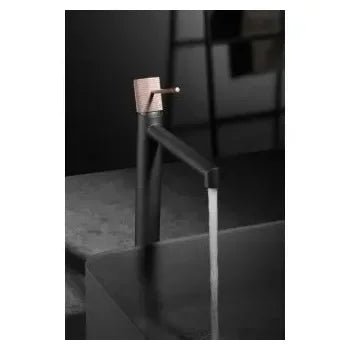 imex_line_grifo_para_lavabo_con_un_diseño_de_caño_alto_en_color_gris_mate_y_champagne_2