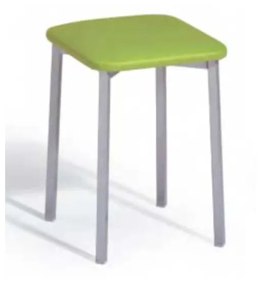 Taburete bajo de aluminio con asiento tapizado en skay con color a elección Zambra de Aquore 1