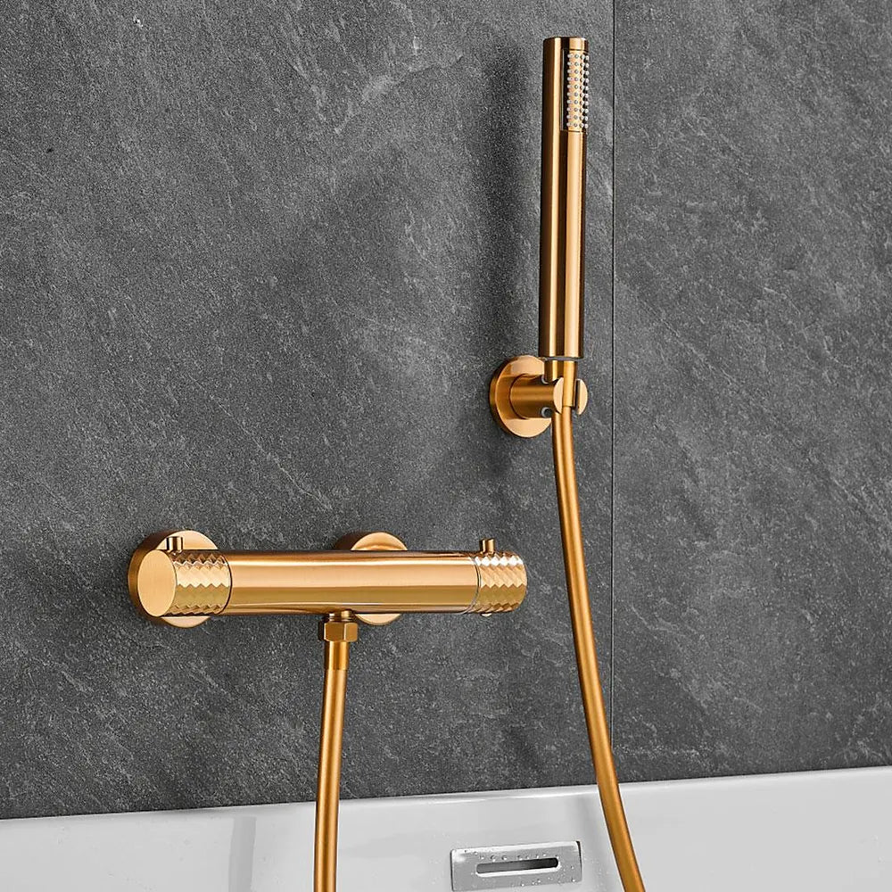 Plano o detalle técnico de Grifo de ducha termostático dorado cepillado maneta luxury Birim de Valaz