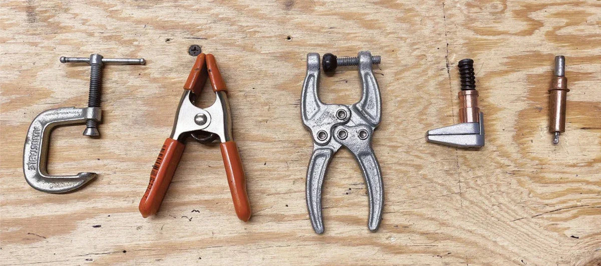 Herramientas manuales de apriete y roscado