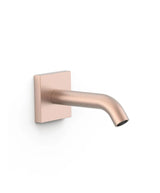Caño fijo para empotrar en pared con acabado oro rosa mate y cuerpo empotrado incluido TRES
