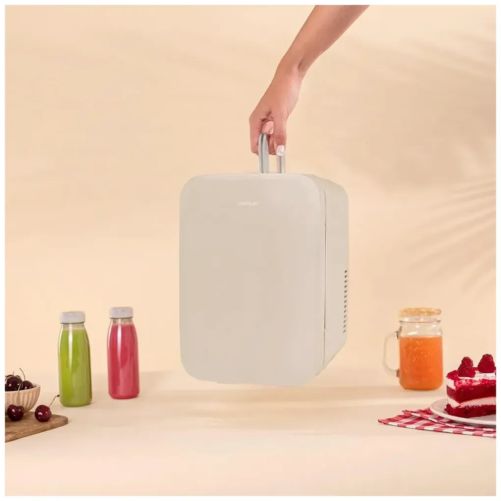 cecotec_00146_mini_frigorífico_portátil_6l_con_enfriamiento_y_calentamiento_para_viajes_8