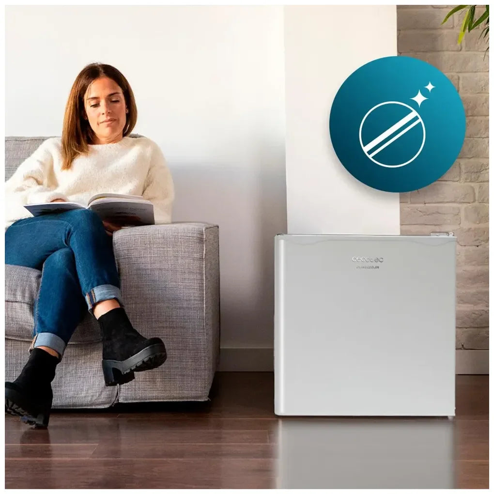 cecotec_00149_mini_frigorífico_blanco_46l_con_congelador_y_puerta_reversible__eficiencia_energética_e_7