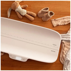 cecotec_01902_báscula_inteligente_para_bebés_con_metro_y_pantalla_led__mide_hasta_40_kg_4