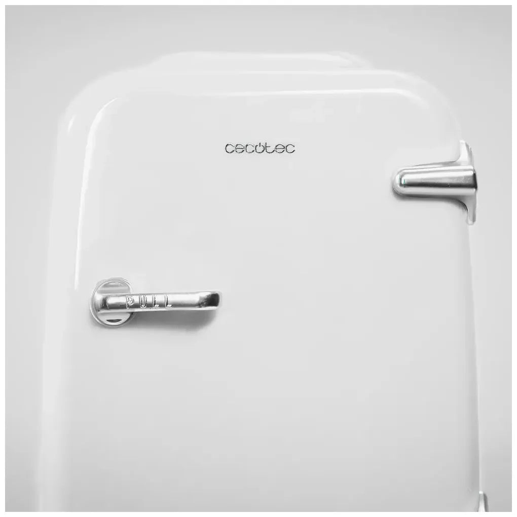 cecotec_02683_mini_frigorífico_portátil_4l:_enfriamiento_y_calentamiento_para_viajes_6