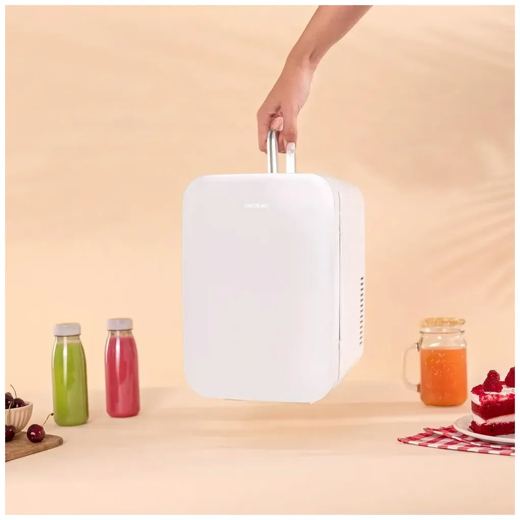 cecotec_02695_mini_frigorífico_portátil_6l_con_enfriamiento_y_calentamiento_para_viajes_8