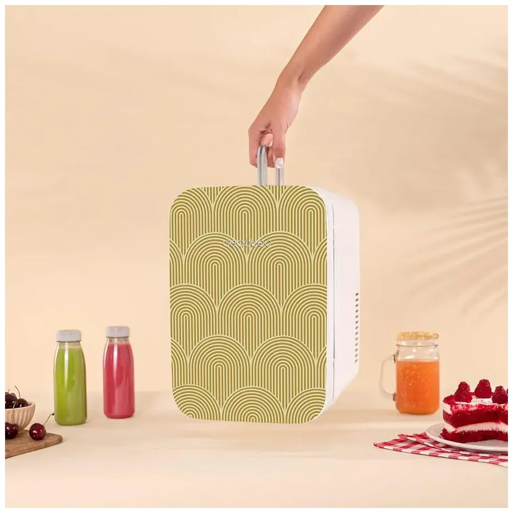 cecotec_02699_frigorífico_portátil_10l_con_calor_y_frío_para_coches_y_caravanas_7