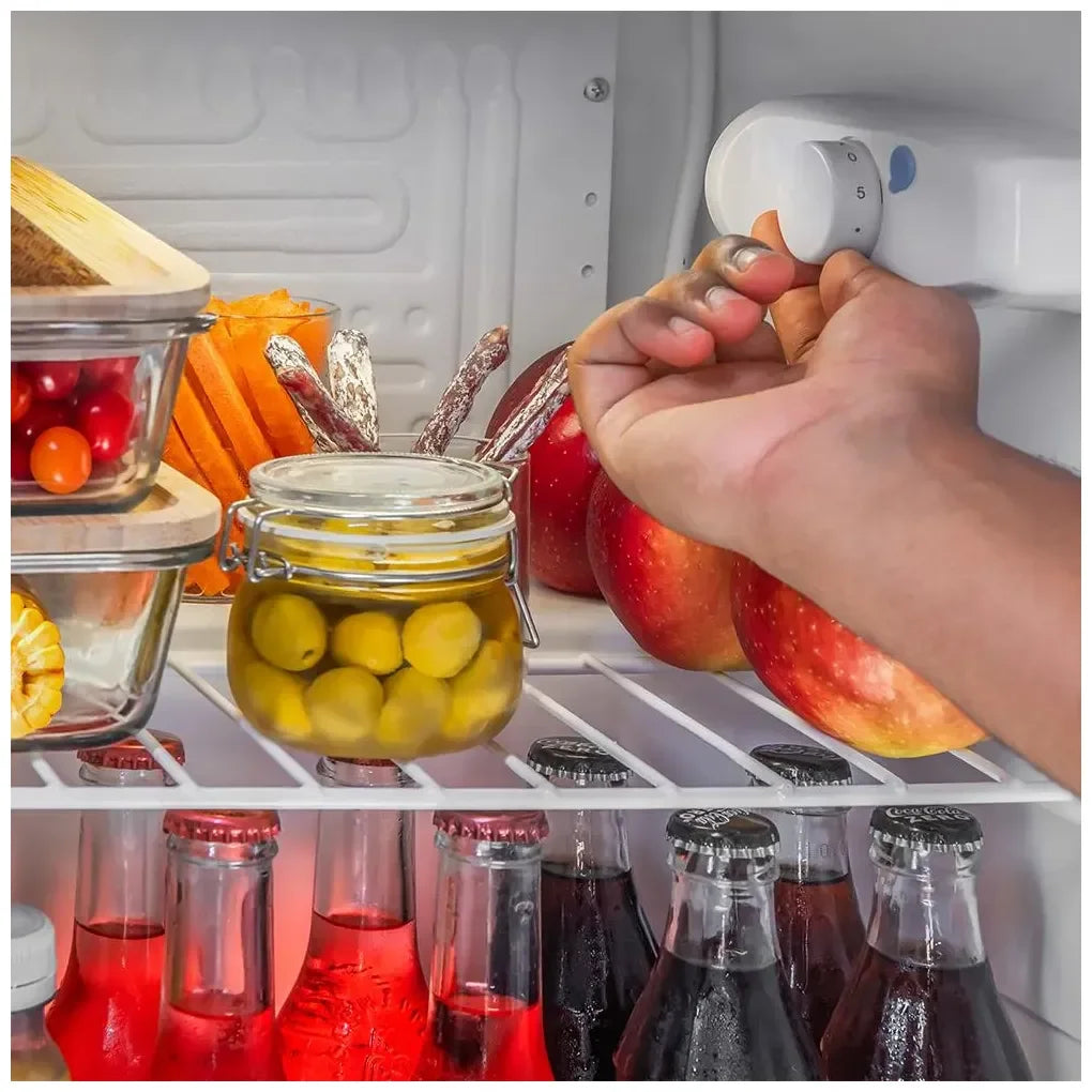 cecotec_03616_mini_frigorífico_blanco_46l_con_puerta_reversible_y_eficiencia_energética_e_4