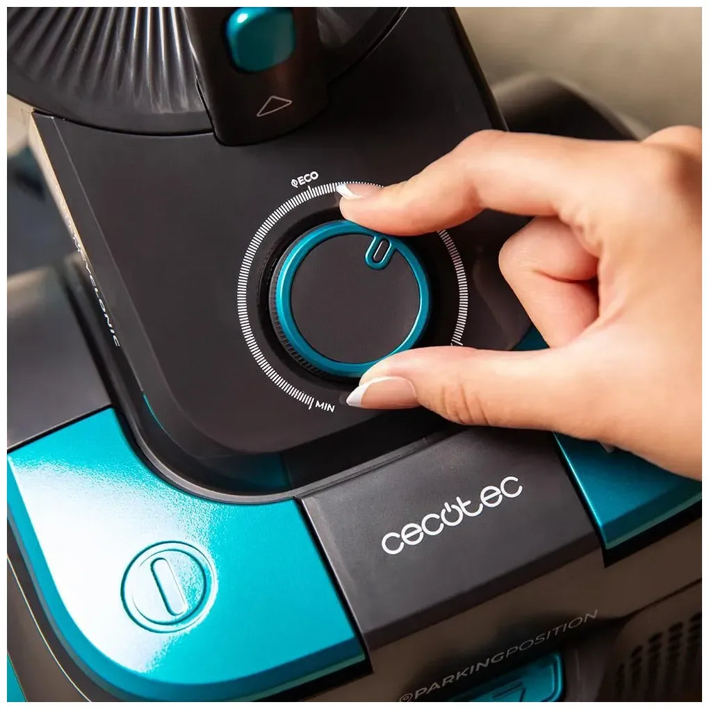 cecotec_04467_aspirador_multiciclónico_900w_con_filtro_hepa_y_accesorios_para_mascotas_5