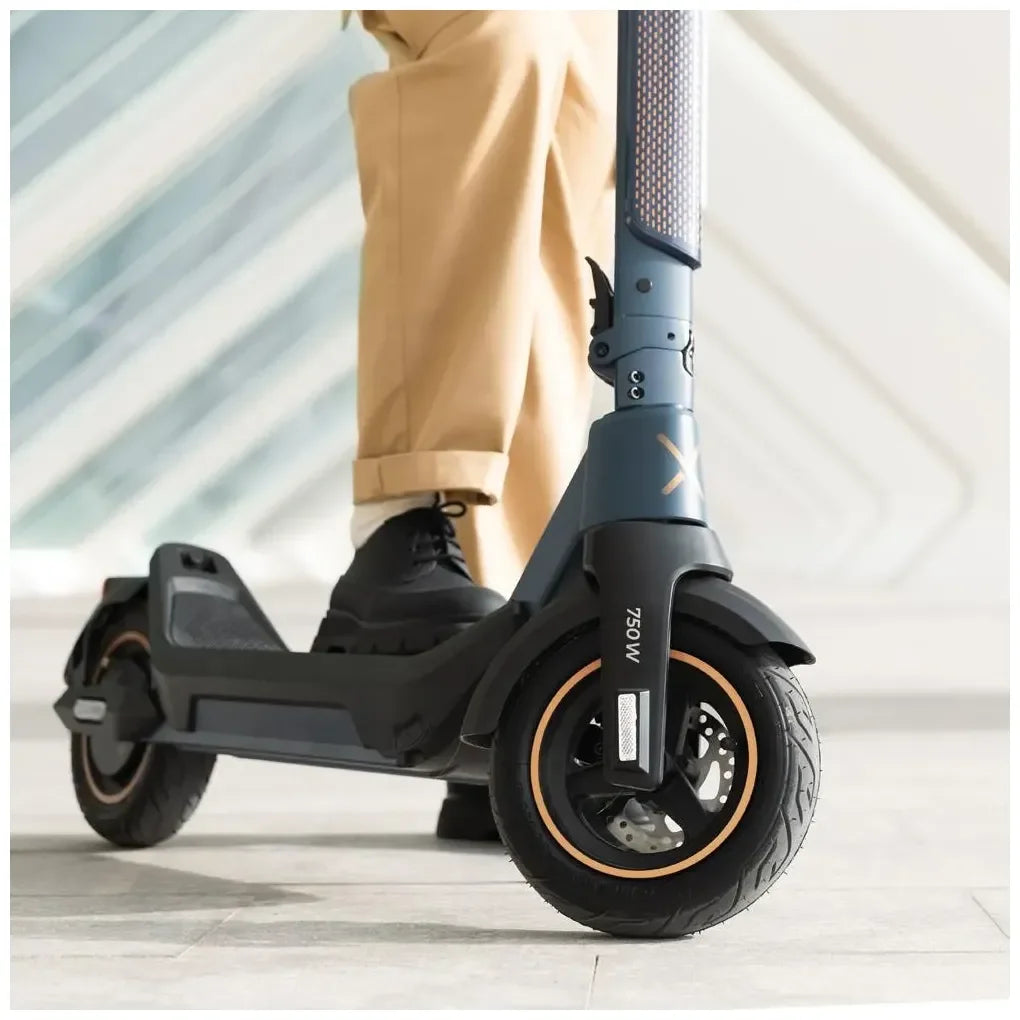 cecotec_07107_patinete_eléctrico_premium_bongo_x45:_potencia__autonomía_y_seguridad_avanzada_5