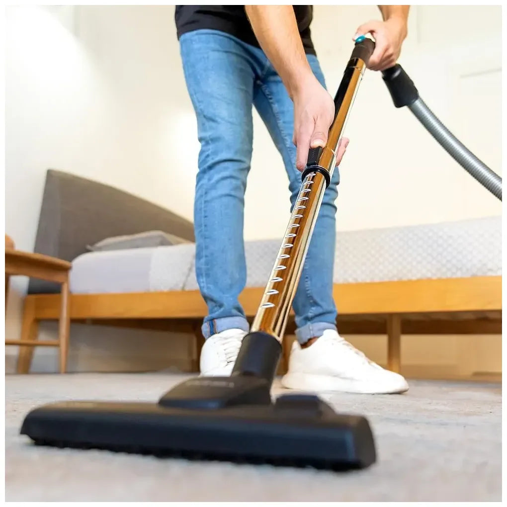 cecotec_08576_aspirador_potente_y_eficiente_con_bolsa_de_2.5l_y_filtro_de_alta_eficiencia_7