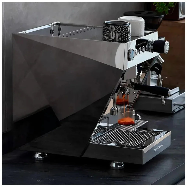 cecotec_a01_eu01_100128_cafetera_espresso_profesional_baristeo_brava:_crema_perfecta_y_sabor_equilibrado_9
