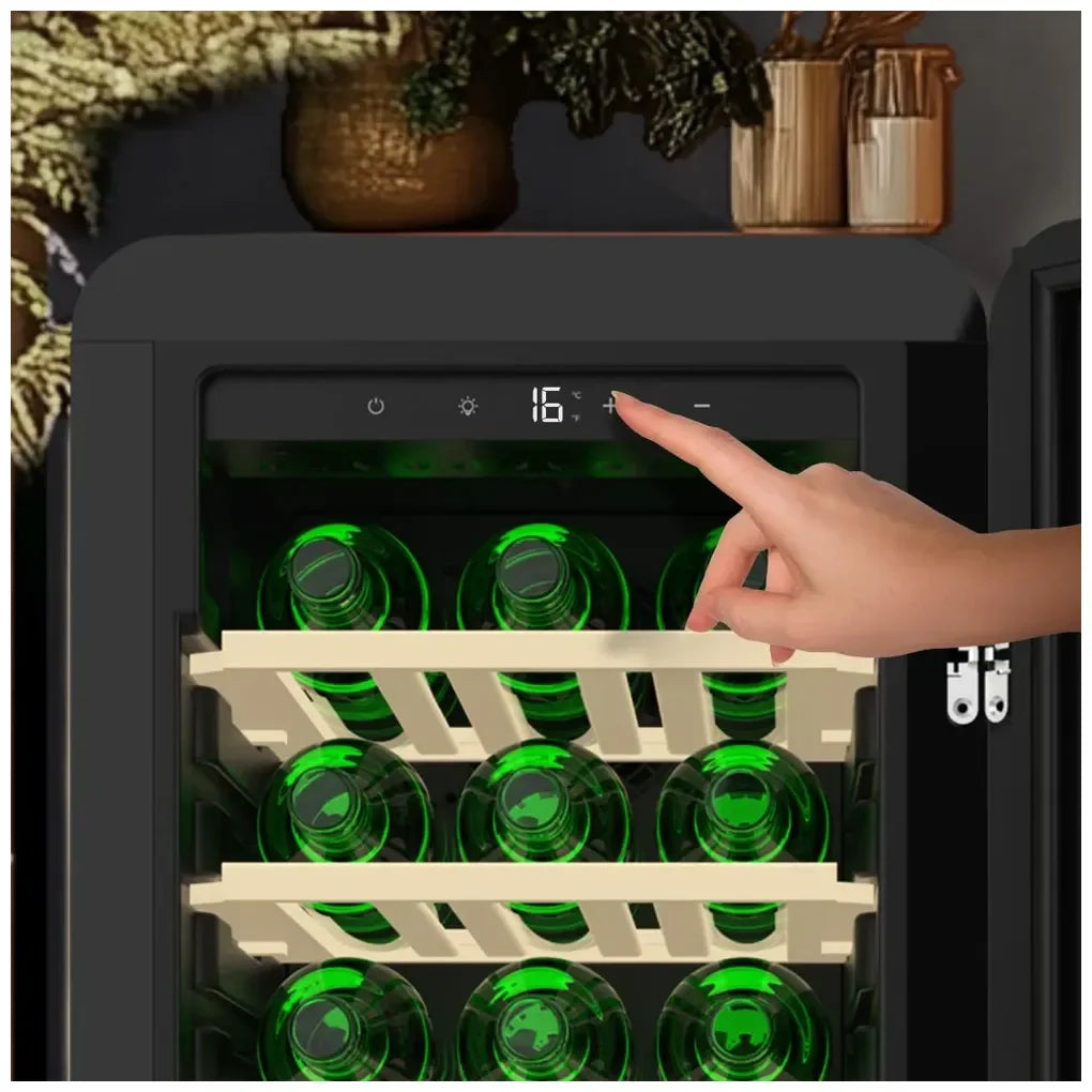 cecotec_a01_eu01_100508_vinoteca_retro_bolero_grandsommelier:_elegancia_y_funcionalidad_para_24_botellas_5