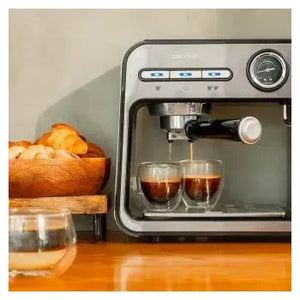 cafetera_eléctrica_de_20_bares_con_vaporizador_orientable_y_depósito_de_agua_de_1_l_power_espresso_20_square_pro_cecotec_6