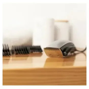 cortapelos_con_autonomía_de_60_minutos_bamba_precisioncare_power_blade_titanium_cecotec_3