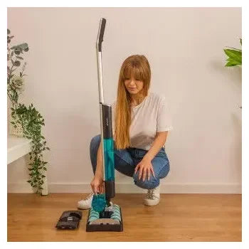 fregona_eléctrica_sin_cable_con_doble_rodillo_y_base_de_autolimpieza_freego_wash_twice_spray_cecotec_8