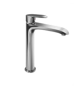 Grifo de lavabo sobre repisa con caño giratorio y aireador incluido en acabado cromado Dann Kassandra