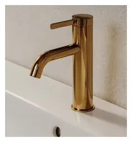 Grifo monocomando de lavabo con desagüe click clack y acabado oro rosado de Ona Roca 1