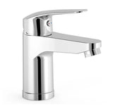 Grifo monomando para lavabo con acabado cromado y tecnología de ahorro de agua Base Plus TRES