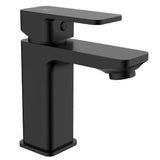 Robinet mitigeur pour lavabo de couleur noir mat avec raccords Flexitub SKARA Källa
