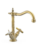 Grifo para lavabo bimando con caño giratorio de latón viejo mate Clasic TRES