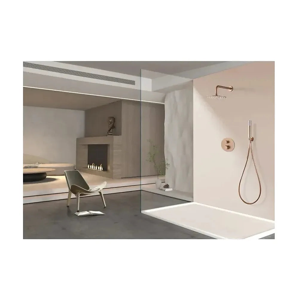 Vista principal de Conjunto de ducha termostático empotrado con rociador a pared acabado oro rosa cepillado Line de Imex