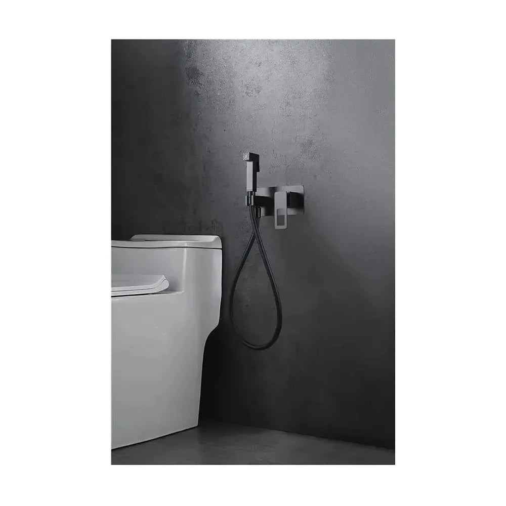 Vista principal de Ducha higiénica con grifo monomando fabricado en latón de acabado negro mate Suecia de Imex