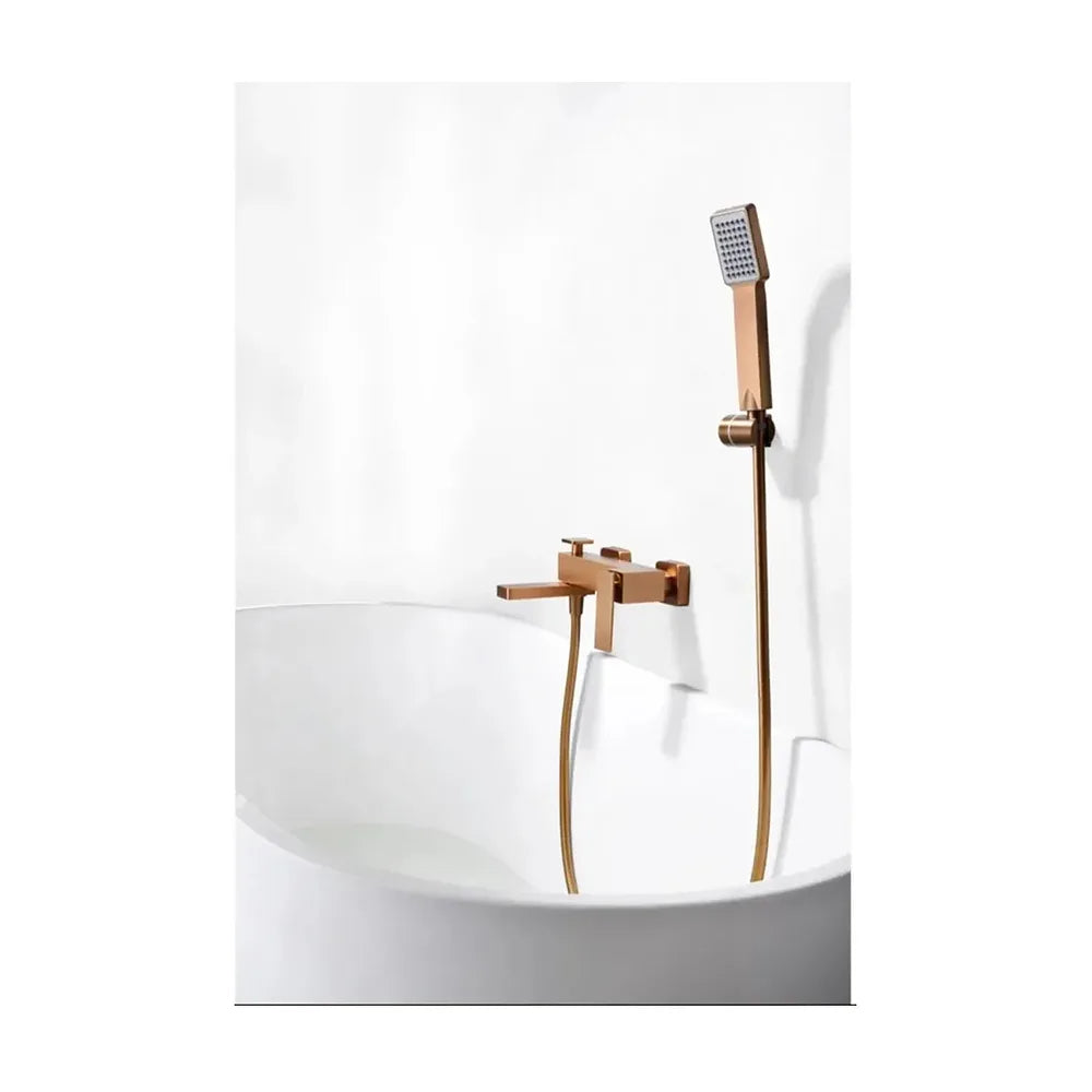 Vista principal de Grifería monomando de bañera y ducha hecha de latón con acabado oro rosa cepillado Pisa de Imex
