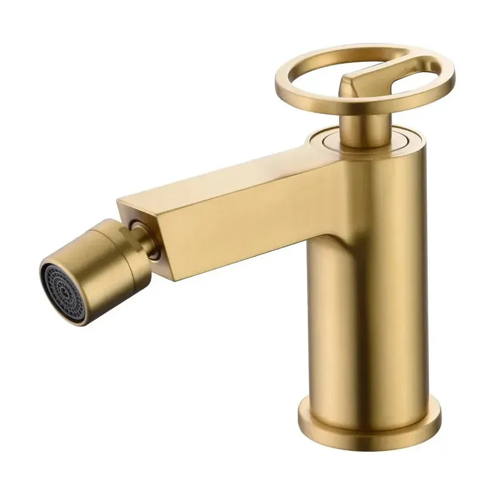 Grifo monomando sobre repisa para bidé fabricado en latón con acabado oro cepillado Olimpo de Imex Imex