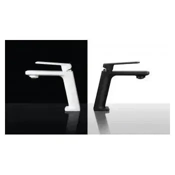 Vista lateral y perspectiva de Grifo para lavabo fabricado en latón con discos de cerámico de acabado blanco Fiyi de Imex