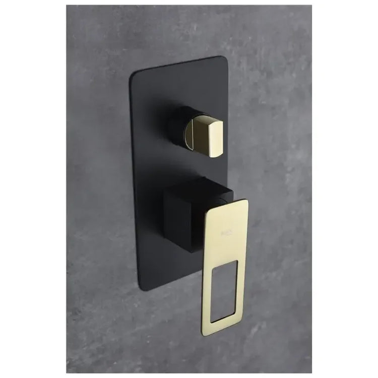 imex_suecia_bdc032_6ngold_conjunto_de_ducha_empotrada_con_un_diseno_moderno_de_acabado_negro_y_oro_suecia_5