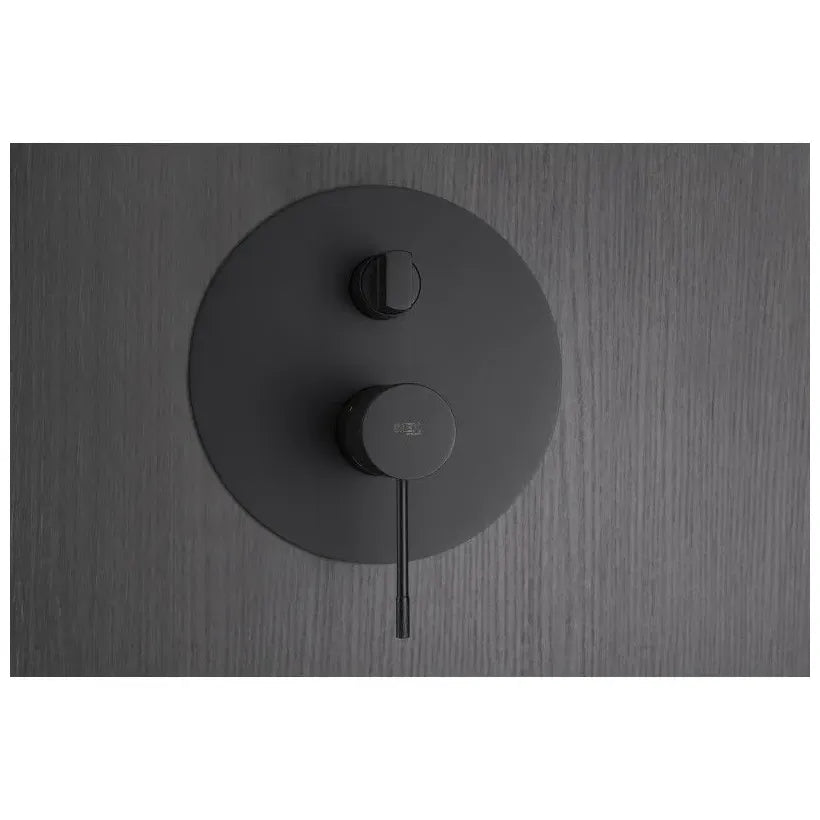 imex_line_gpd038_ng_conjunto_para_ducha_de_pared_con_un_diseno_empotrado_de_acabado_negro_mate_line_2