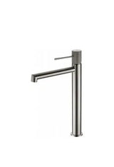 Grifo monomando para lavabo con un diseño moderno de caño alto en color níquel cepillado Line de Imex