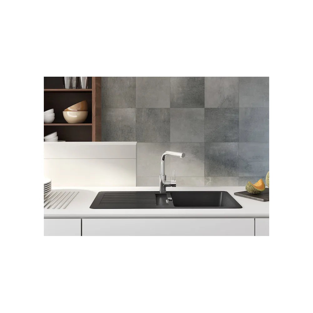 Fregadero de una cubeta con escurridor de 100 cm fabricado en quarzex de color negro Oslo Roca - Vista 5
