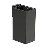 Portavaso y vaso de pared para baño con un acabado en color negro mate Rubik Roca