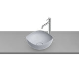 Lavabo de sobre encimera hecho en cerámica con un acabado en color perla Ohtake Roca