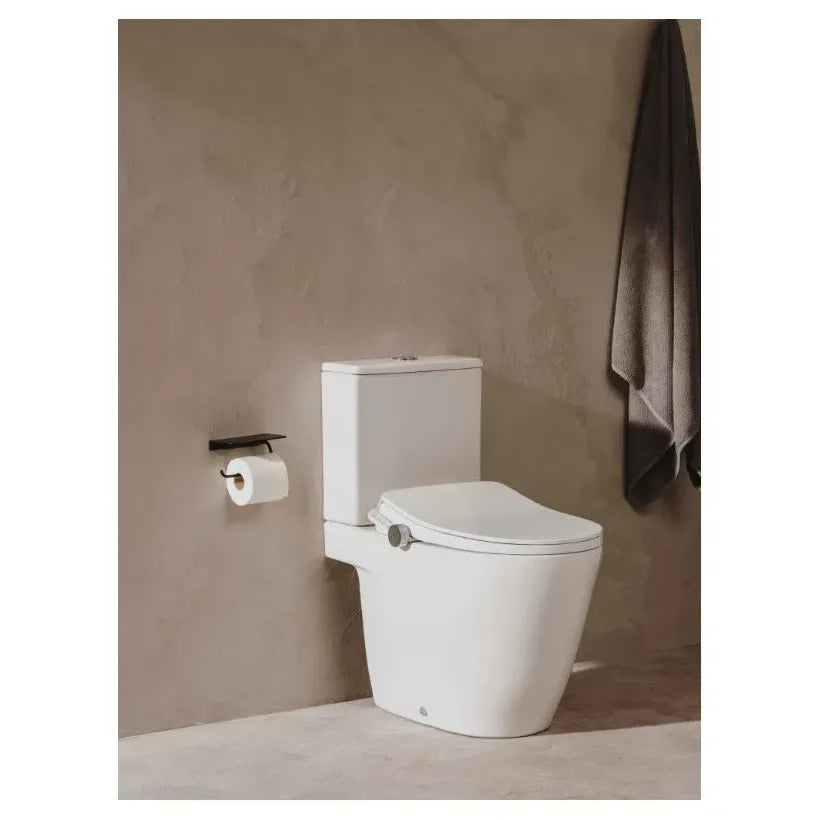 Roca Ona In Wash Toilette compacte smart fabriquée en porcelaine de couleur blanche avec des fonctions de lavage et de séchage
