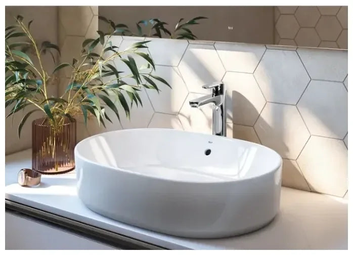 roca_round_a3270y1000_lavabo_de_55_cm_sobre_encimera_de_color_blanco_3