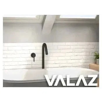 Vista principal de Grifo de bañera exenta monomando en latón negro mate Júcar de Valaz