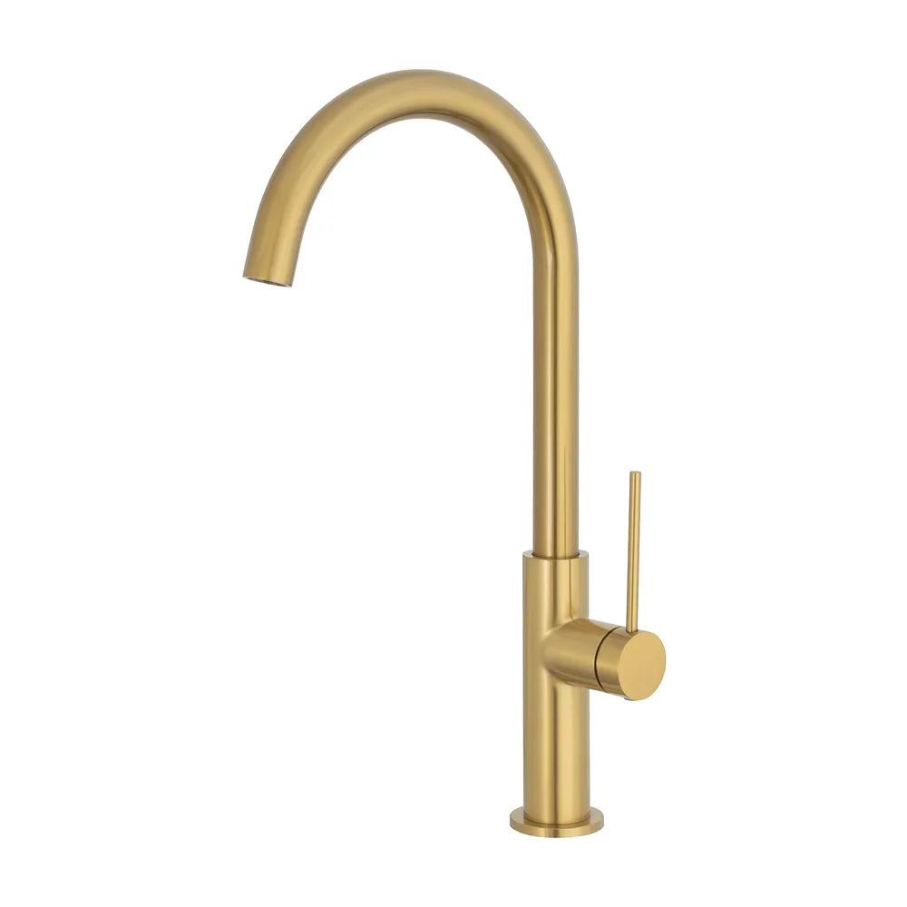 Grifo de cocina monomando con caño giratorio en oro mate Flumen de Valaz Valaz