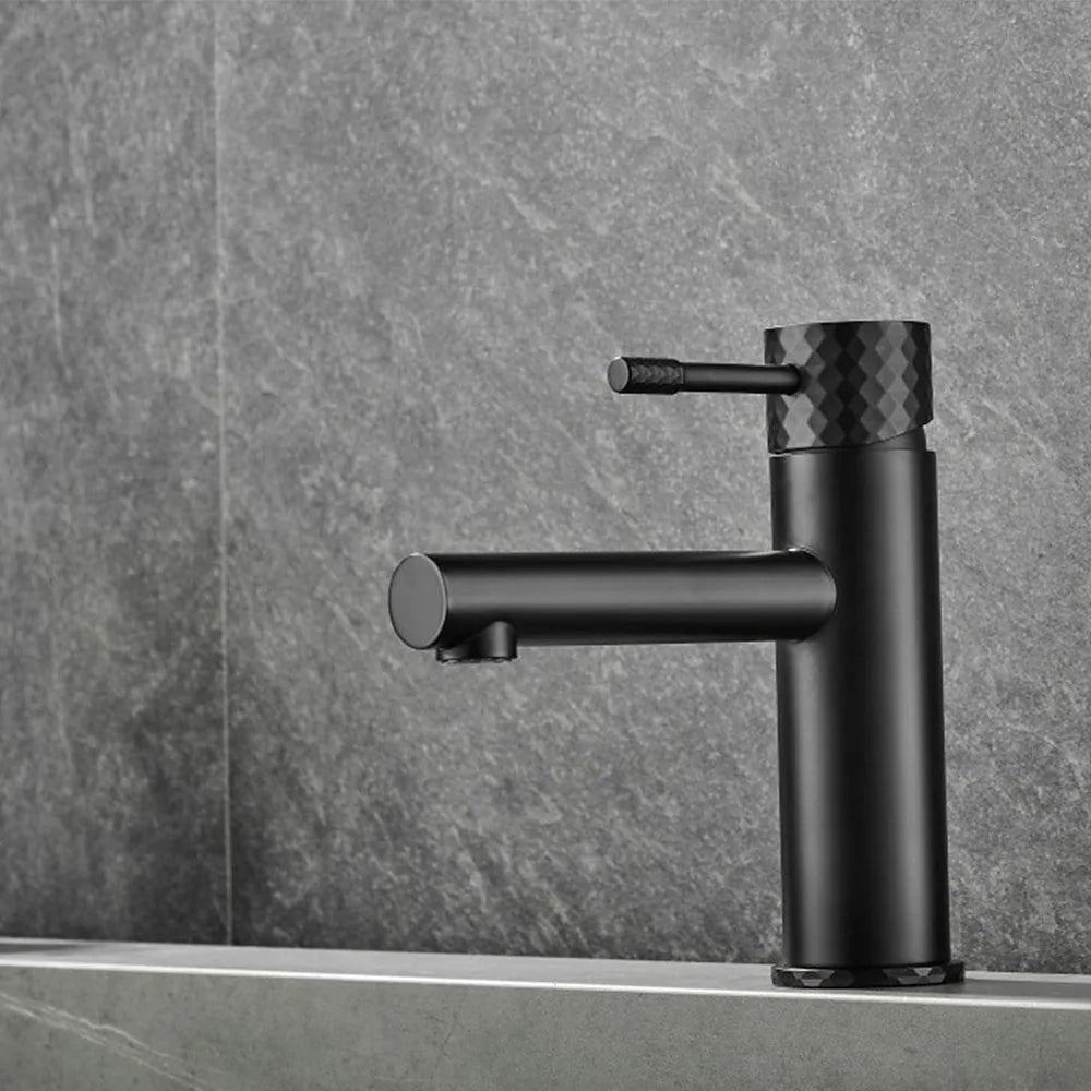 Plano o detalle técnico de Grifo de lavabo monomando en negro mate Birim de Valaz (vista 4)